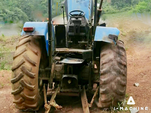 NEW HOLLAND TS6020