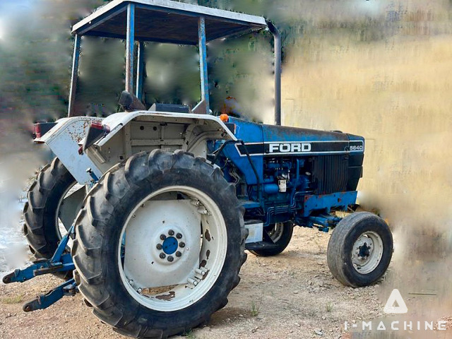 FORD 5640