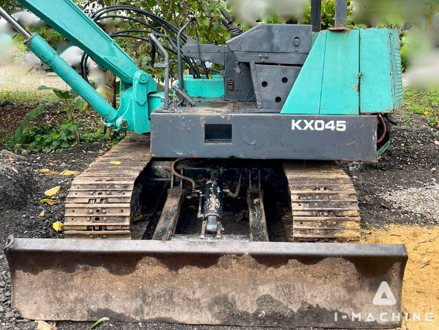 KUBOTA KX045