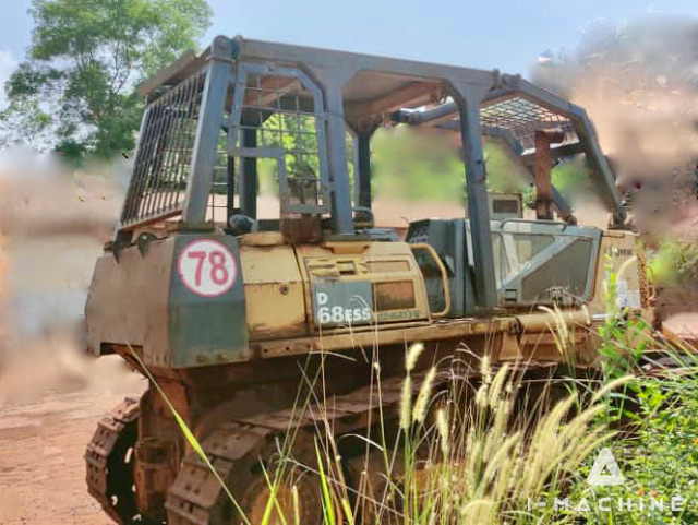 KOMATSU D68ESS-12E