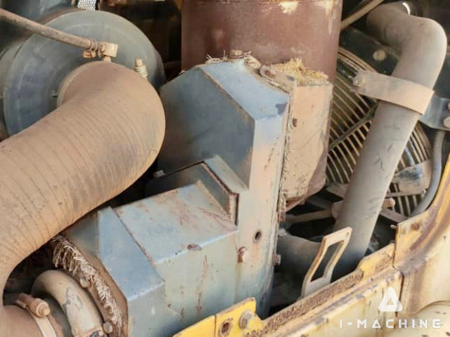 KOMATSU D68ESS-12E