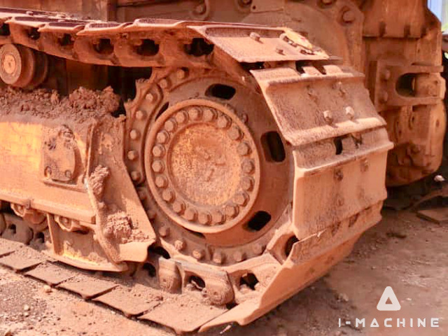 KOMATSU D68ESS-12E