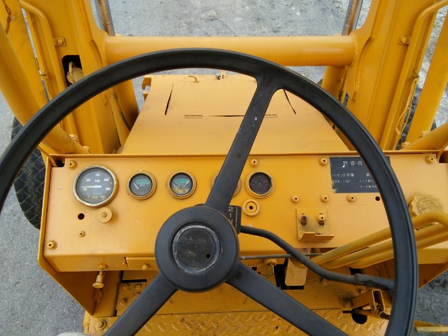 KOMATSU SD25-1