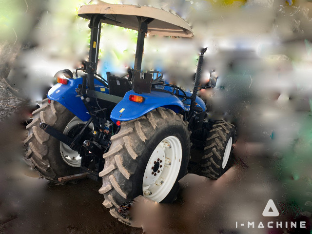 NEW HOLLAND TD5040