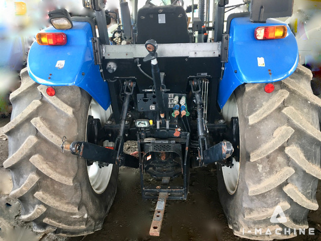 NEW HOLLAND TD5040