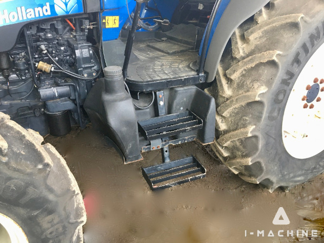 NEW HOLLAND TD5040