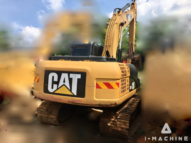 CATERPILLAR 320D