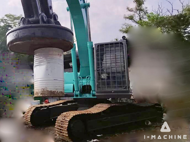 KOMATSU PC220-6