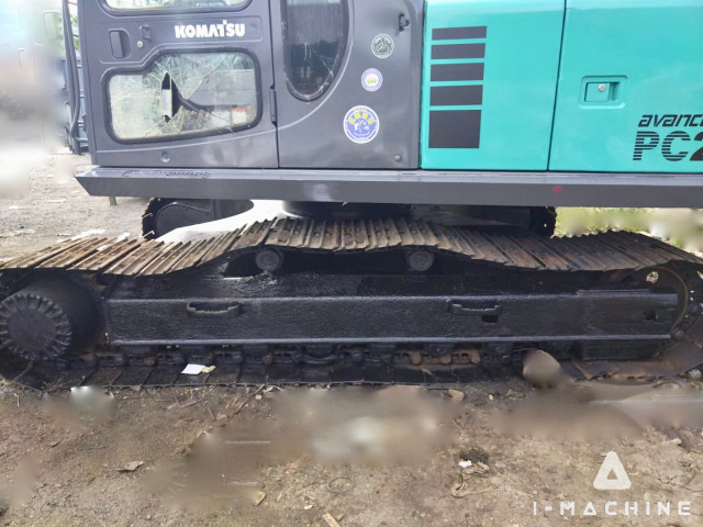 KOMATSU PC220-6