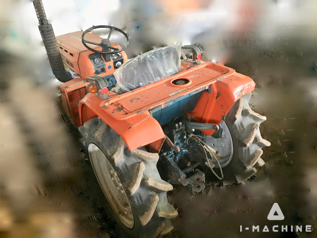 KUBOTA ZB1600