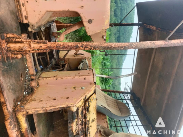CATERPILLAR D6D