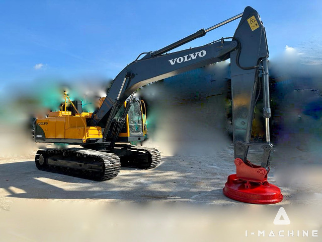 VOLVO EC210BLC