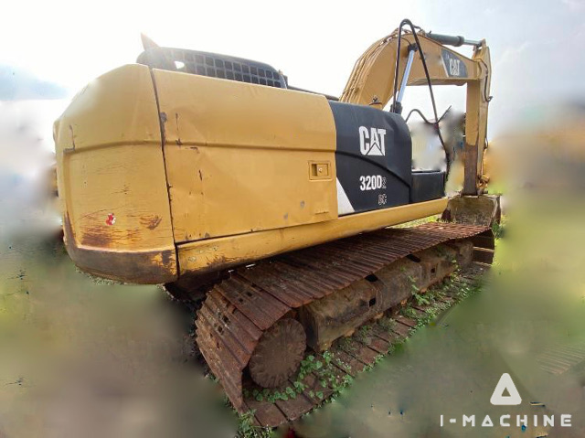 CATERPILLAR 320D2GC