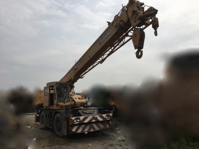 TADANO TR200M