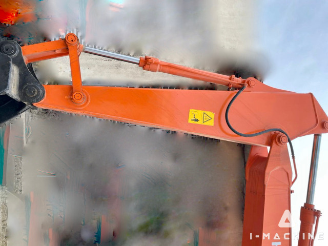 HITACHI EX200-5