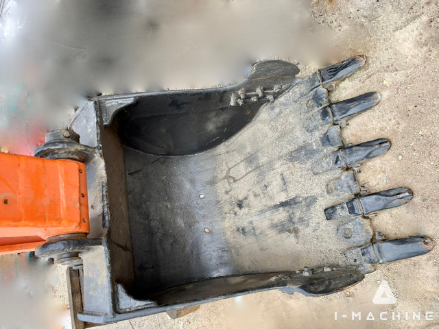 HITACHI EX200-5