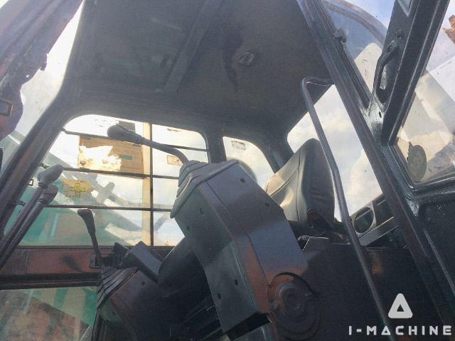 KOBELCO SK200-3