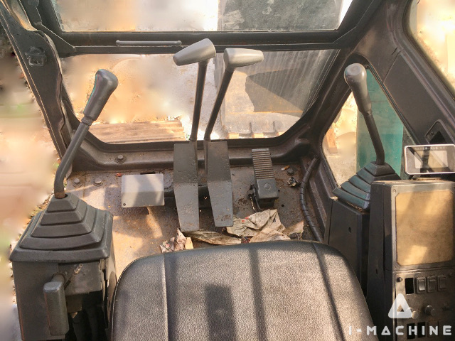 KOBELCO SK200-3