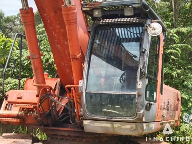 HITACHI ZX330-1