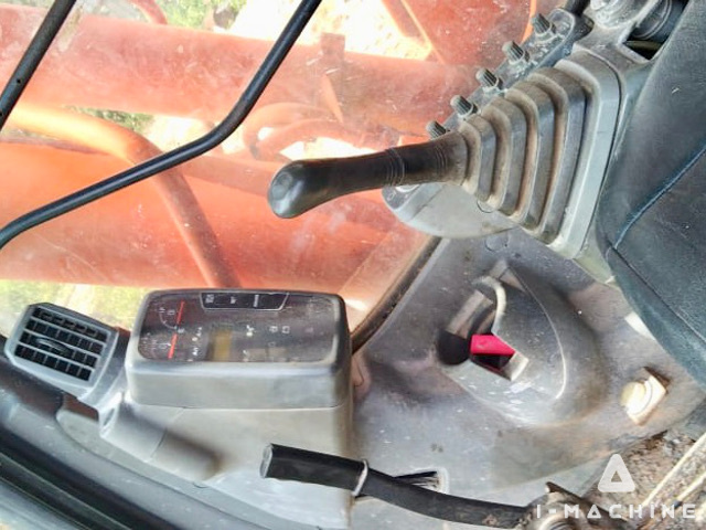 HITACHI ZX330-1