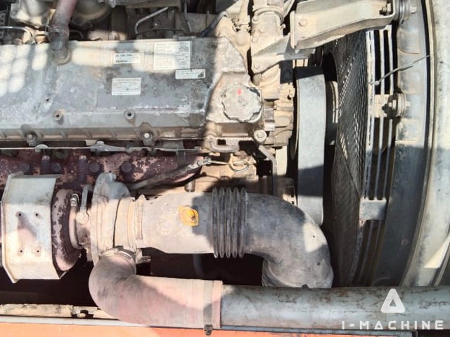 HITACHI ZX330-1