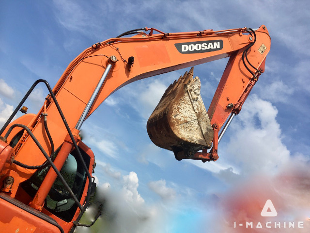 DOOSAN DX200A