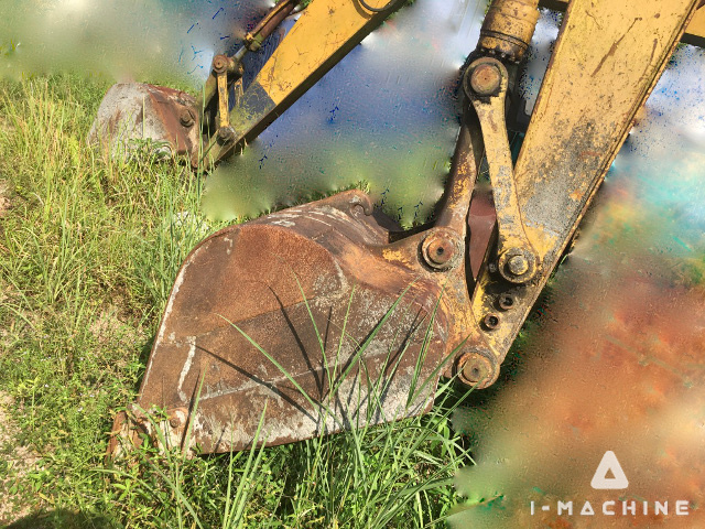 KOMATSU PC200-6