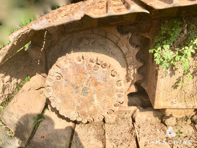 KOMATSU PC200-6