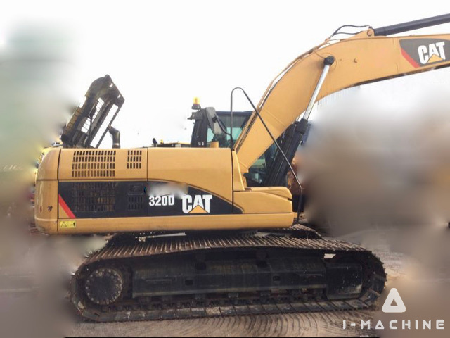 CATERPILLAR 320D