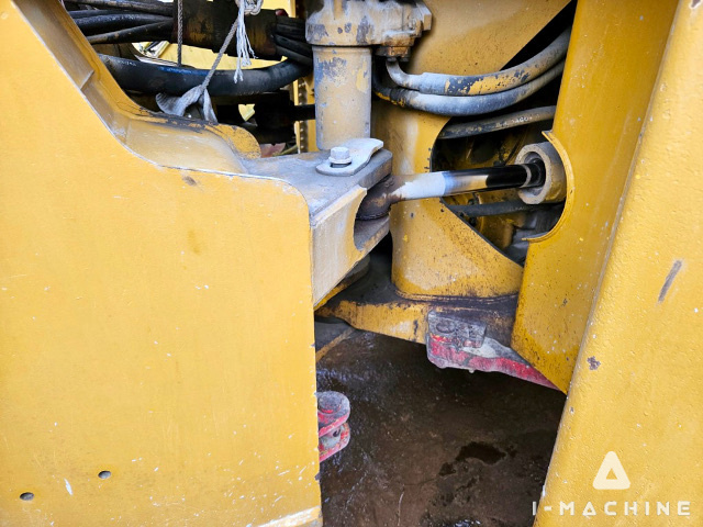 CATERPILLAR 966F2