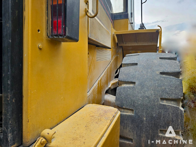 CATERPILLAR 966F2