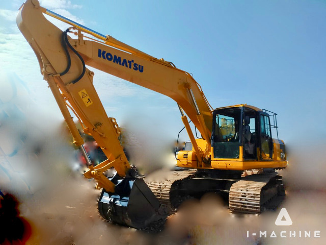 KOMATSU PC210-7