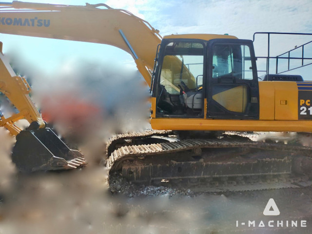 KOMATSU PC210-7