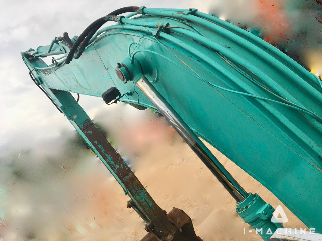 KOBELCO SK200-3