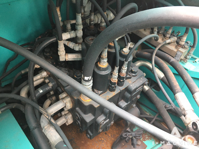 KOBELCO SK200-8