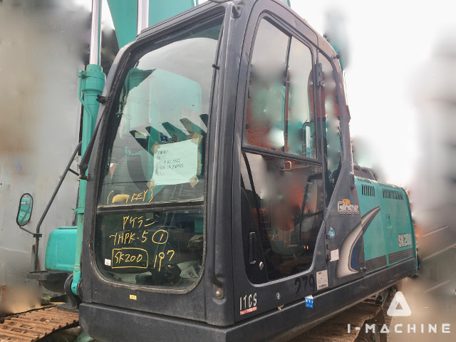 KOBELCO SK200-8