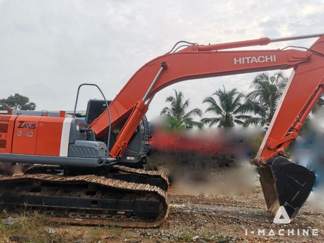 HITACHI ZX240-3