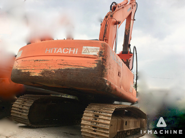 HITACHI ZX200-HHE
