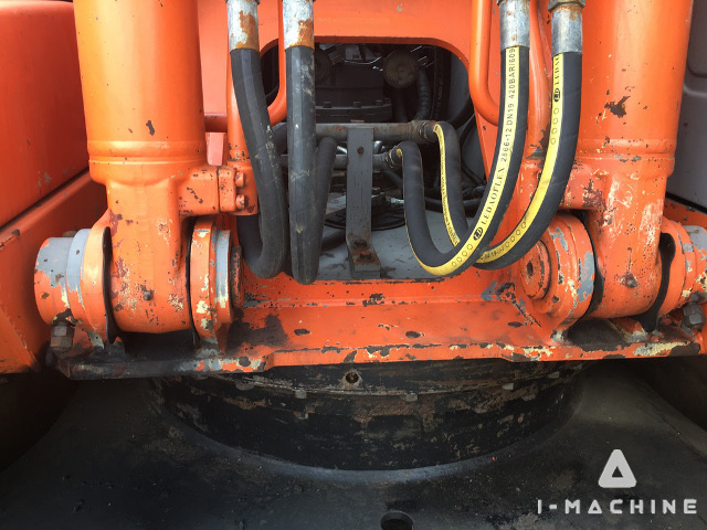 HITACHI ZX200-HHE