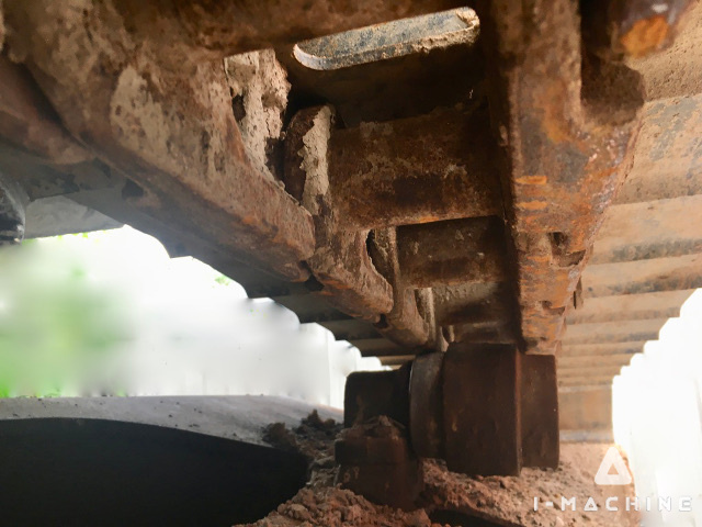 HITACHI ZX200-HHE