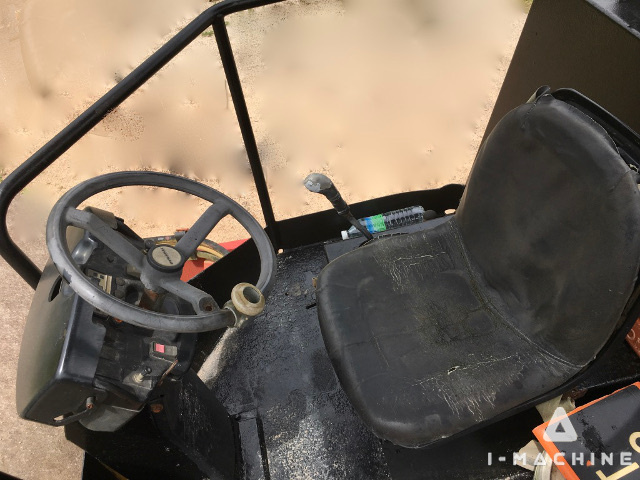DYNAPAC CA250D