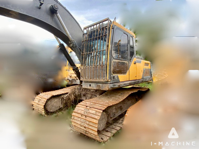 VOLVO EC210D