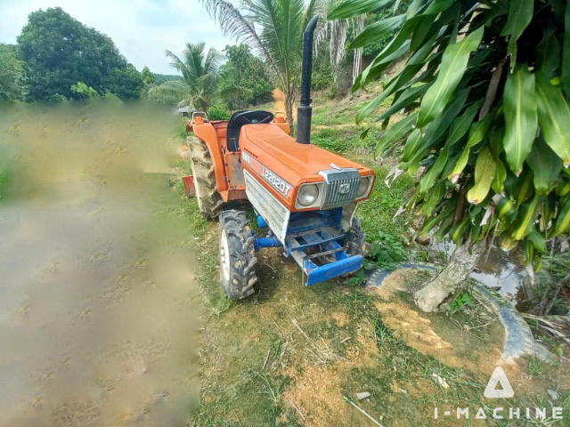 KUBOTA L2202DT