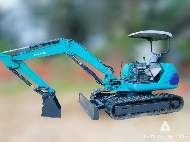 KOMATSU PC40-7