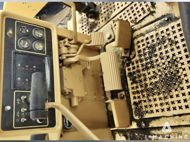 CATERPILLAR 527