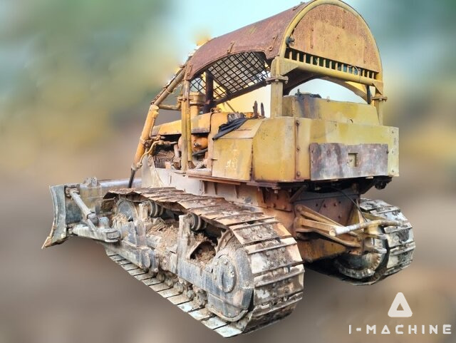 CATERPILLAR D6D