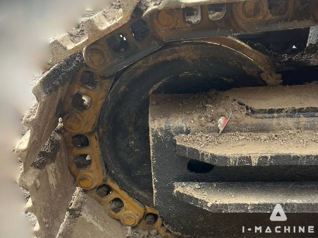 KOMATSU PC300LC-7