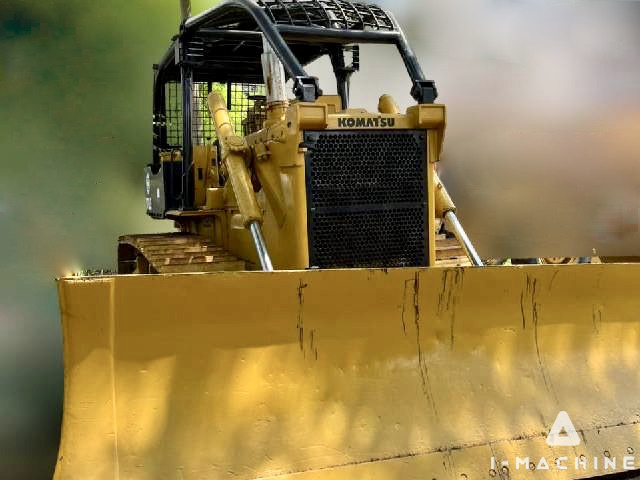 KOMATSU D70LE