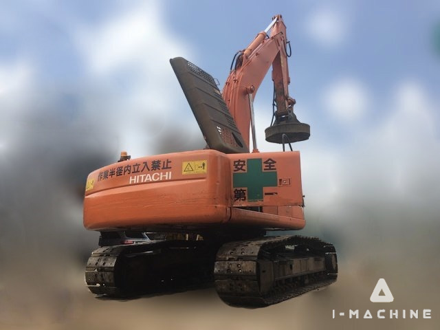 HITACHI ZX200LC