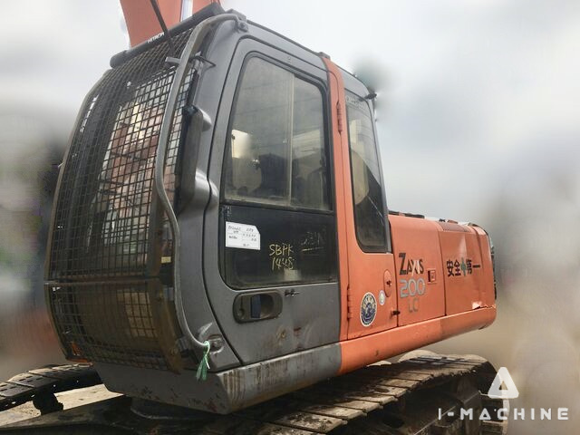 HITACHI ZX200LC